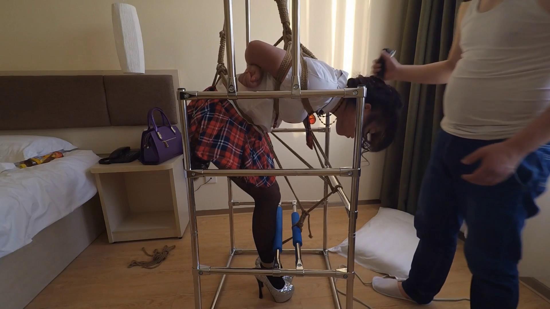 锐度主张 约拍嫣儿 嫣儿学生装[00-36-37][20250423-220834439].jpg