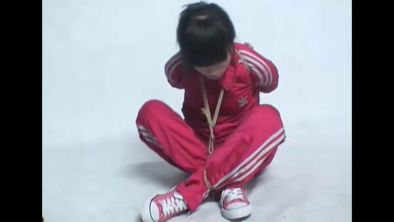 锐度主张 逃学威凤惩罚记 上[00-07-43][20250423-222925506].jpg