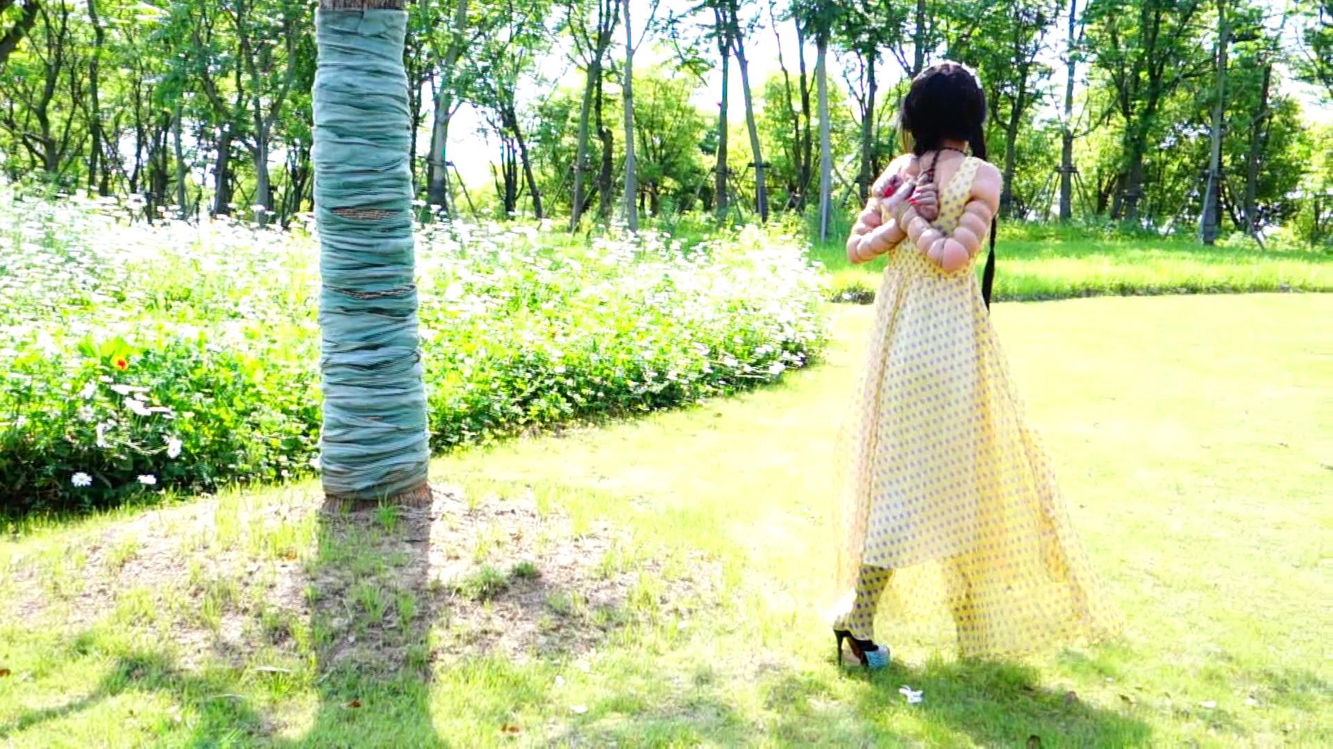 锐度主张 嫣儿公园紧缚[00-00-04][20250426-211729915].jpg