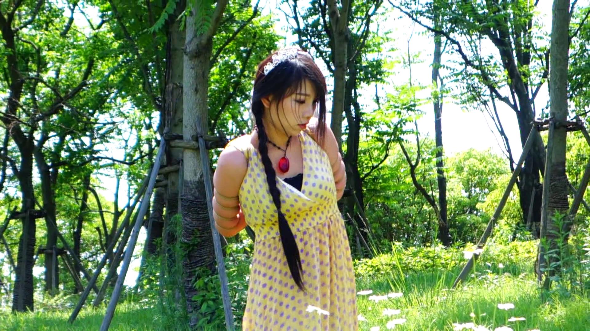 锐度主张 嫣儿公园紧缚[00-01-25][20250426-211733545].jpg