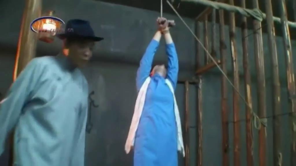 锐度主张 狱中母女情[00-44-45][20250429-222740328].jpg