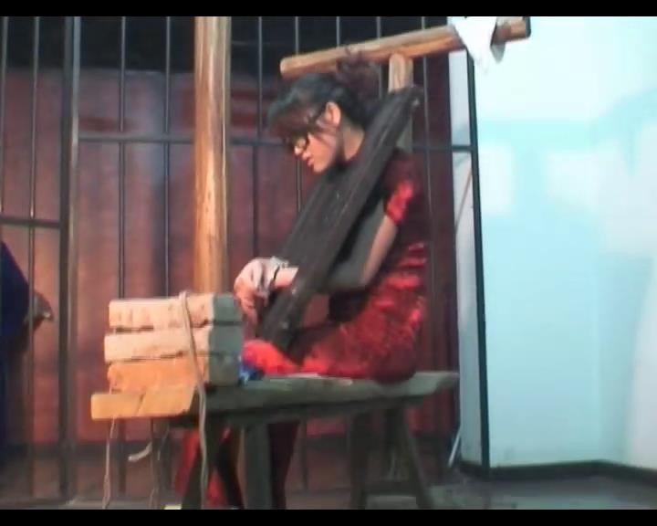 锐度主张 青青再上老虎凳[00-36-51][20250501-131455593].jpg